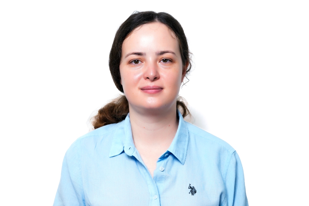 Dr. Victoria Ustenko